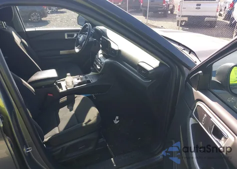 2022 Ford Explorer Xlt z USA, uszkodzony, nr VIN 1FMSK7DH7NGB67316